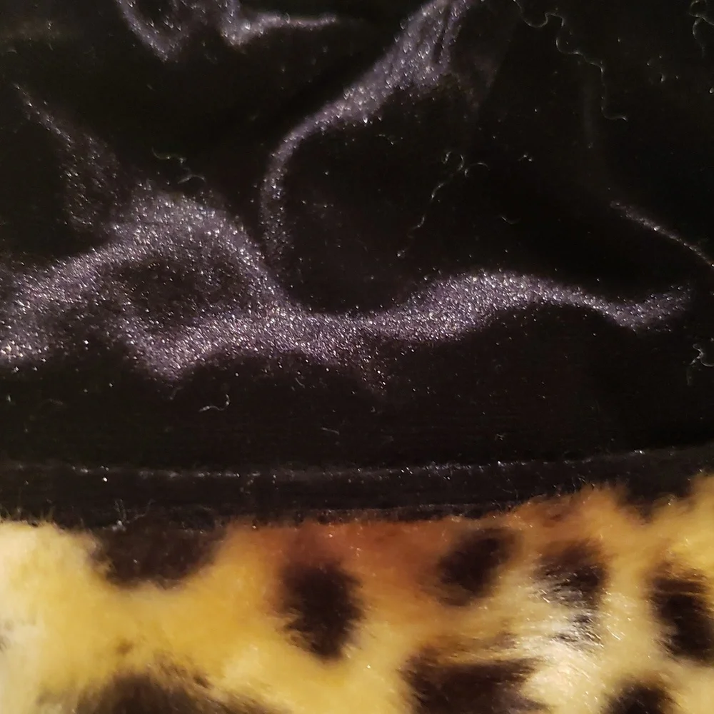 Children's Place Leopard Faux Fur Trim Girls velour hat lined BLACK Warm Soft